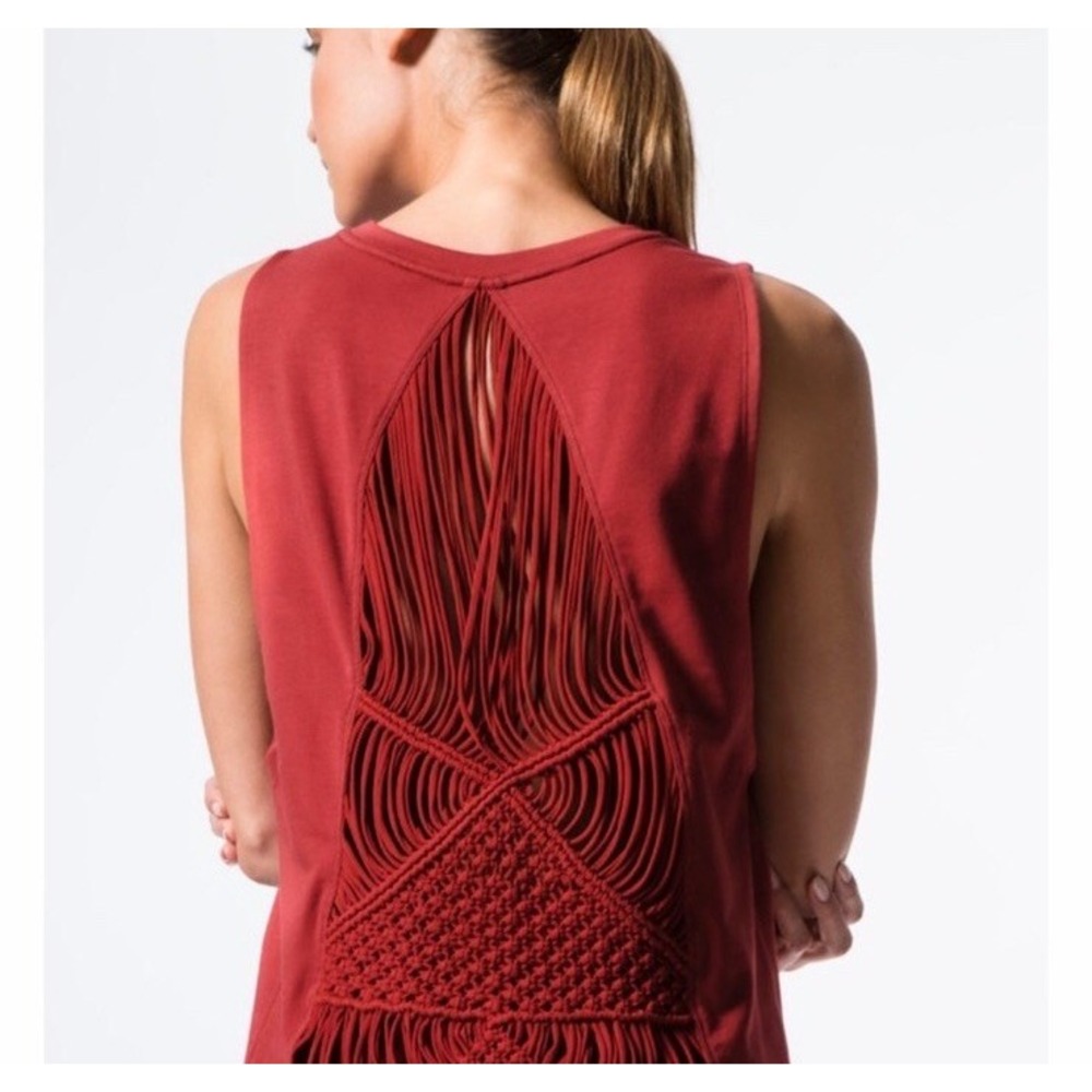 Carbon38 Lovina Sleeveless Top Women's XS Macrame Crochet Cut Out Back Red